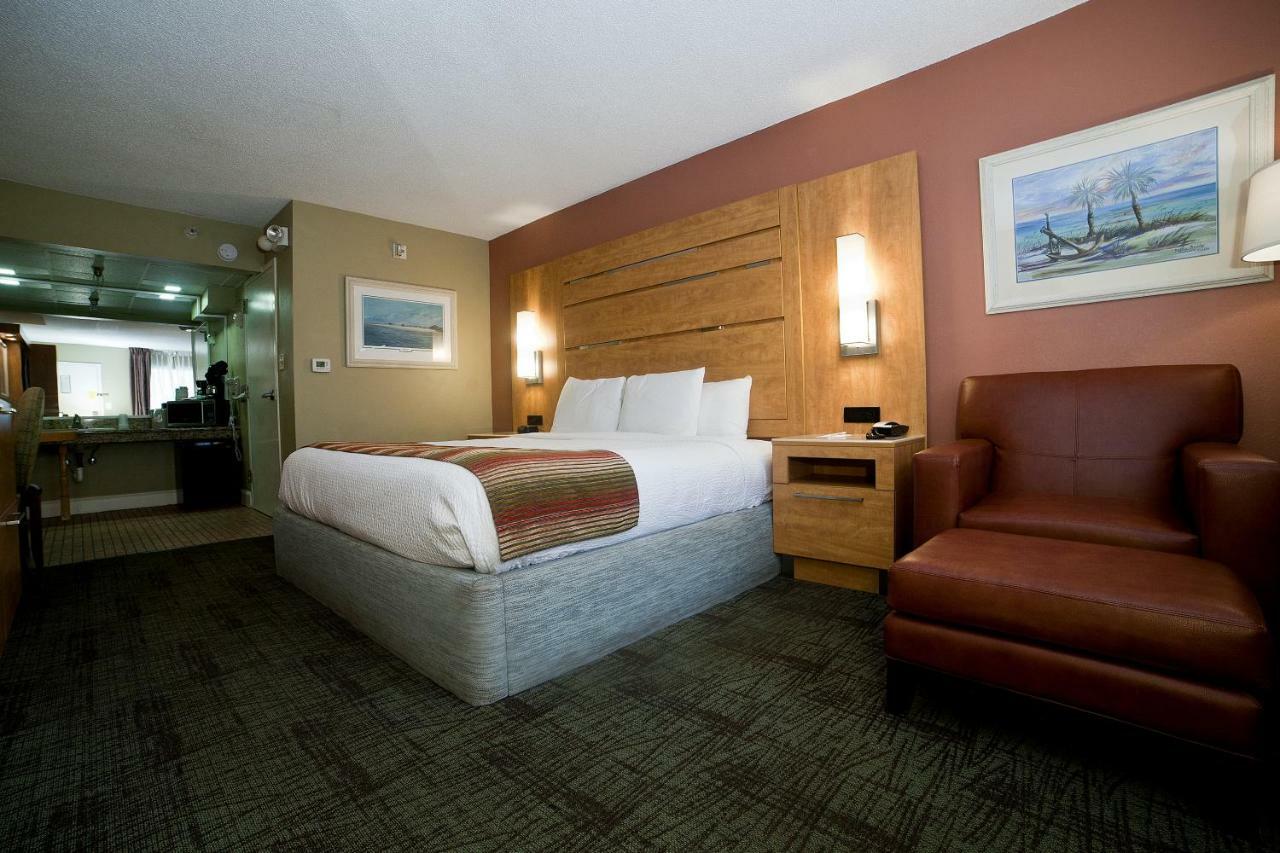 טייבי איילנד Desoto Beach Hotel מראה חיצוני תמונה